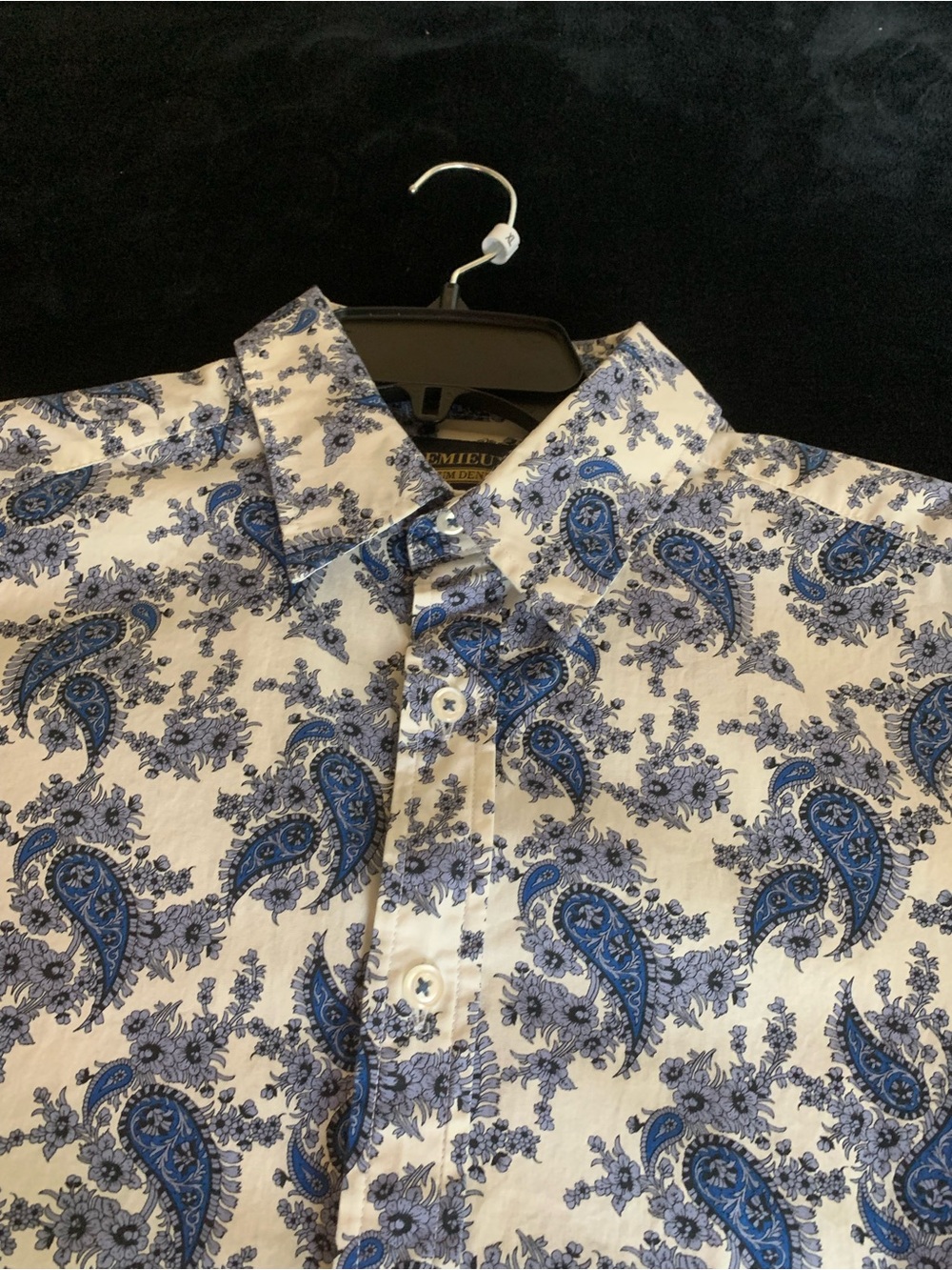 Daniel Cremieux White and Blue Paisley Button-Down Shirt - Picture 5 of 6